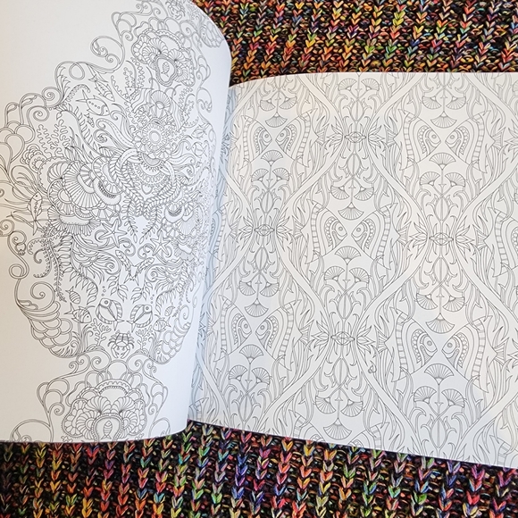 Lost Ocean an Inky Adventure & Colouring Book - Picture 10 of 12